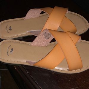 Gap sandals